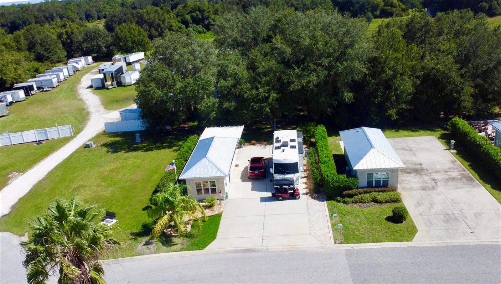 FLORIDA GRANDE MOTOR COACH RESIDENCE - Land