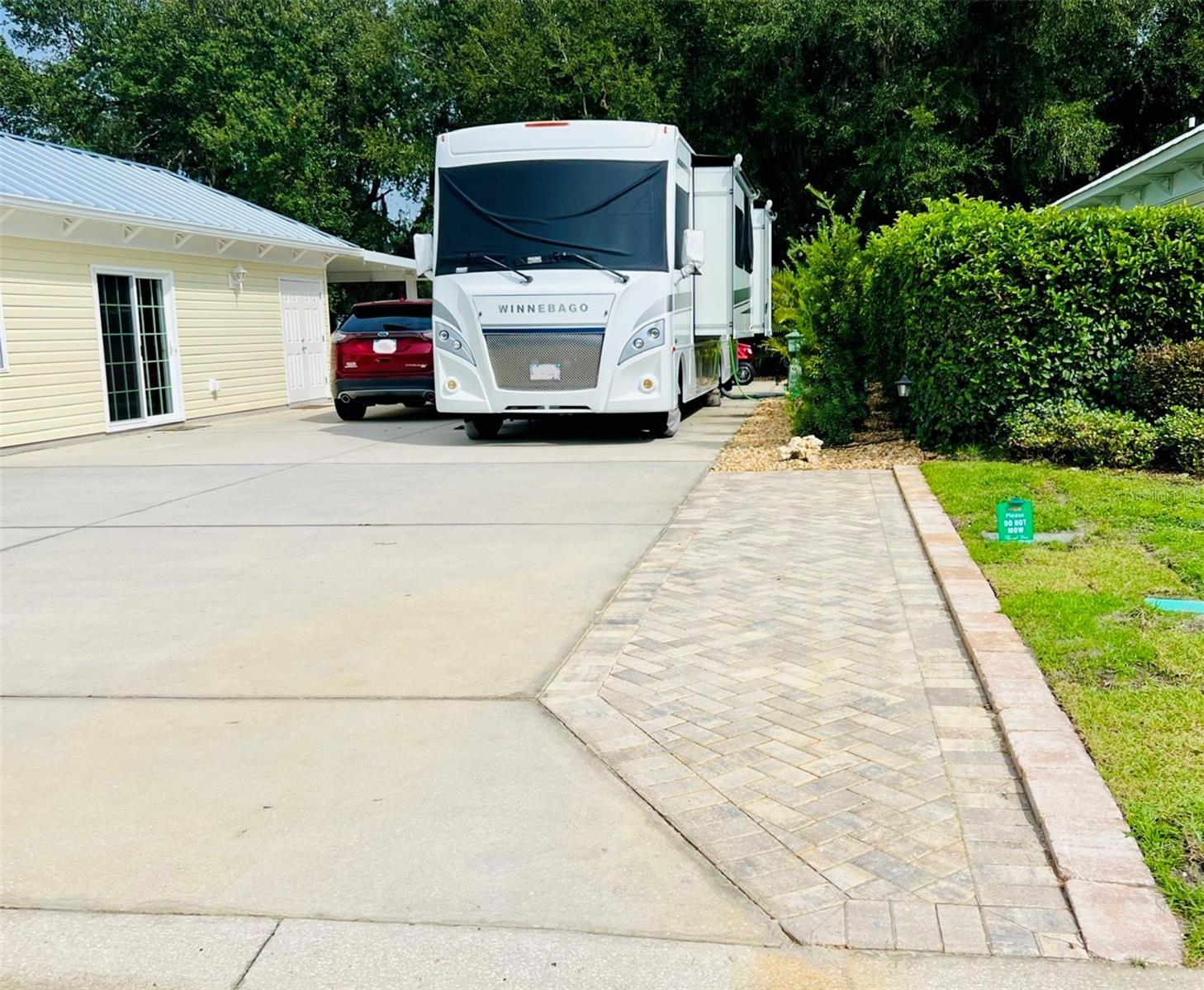 FLORIDA GRANDE MOTOR COACH RESIDENCE - Land