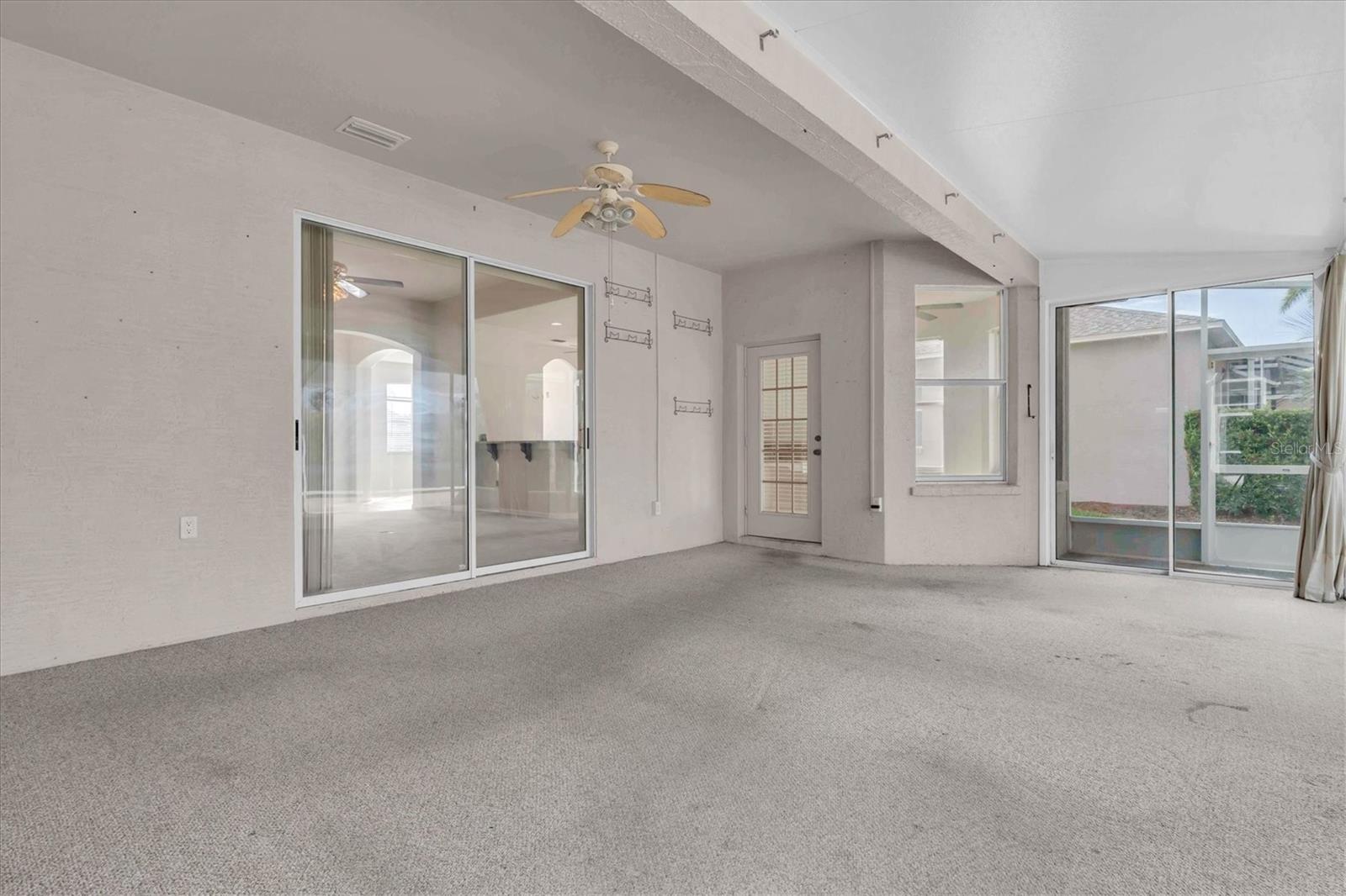 HERITAGE SPGS VILLAGE 01 - Residential