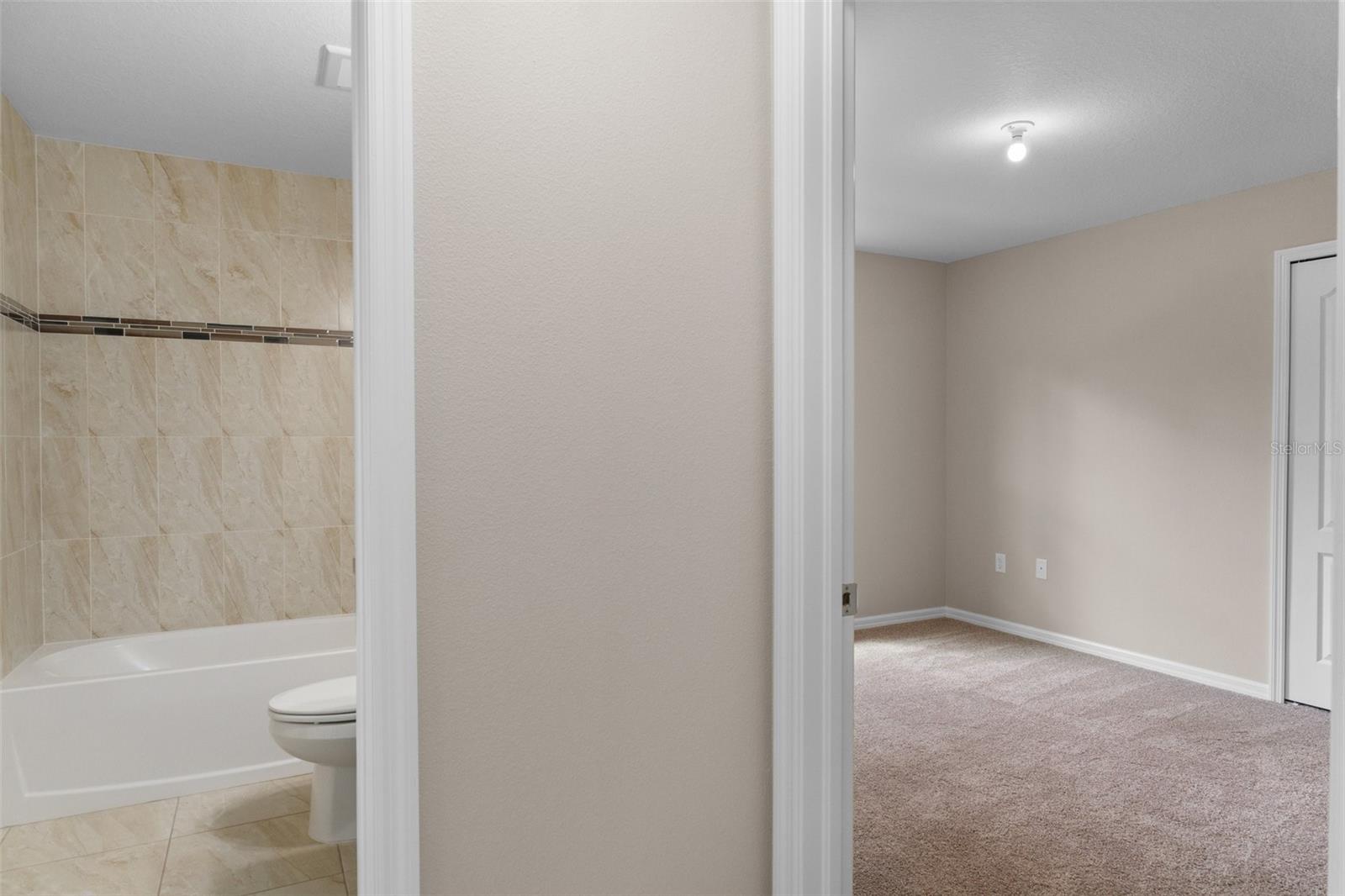 ROYAL HIGHLANDS - Residential