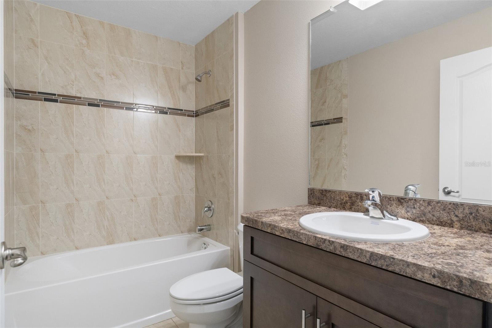 ROYAL HIGHLANDS - Residential