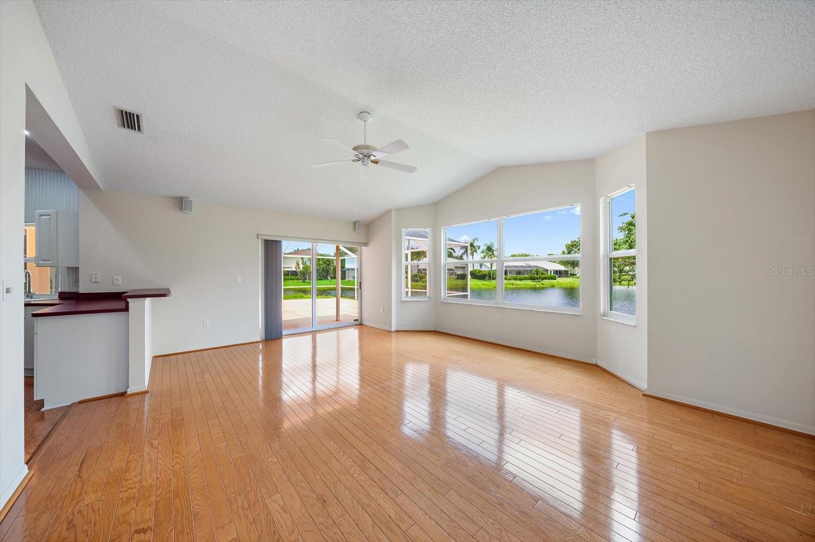 9539 HAWKSMOOR LANE