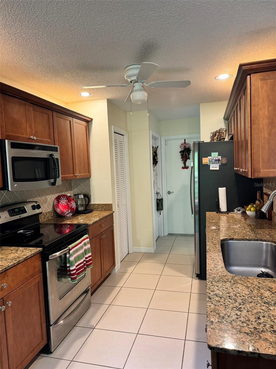 TIMBERLAKES - Residential Lease