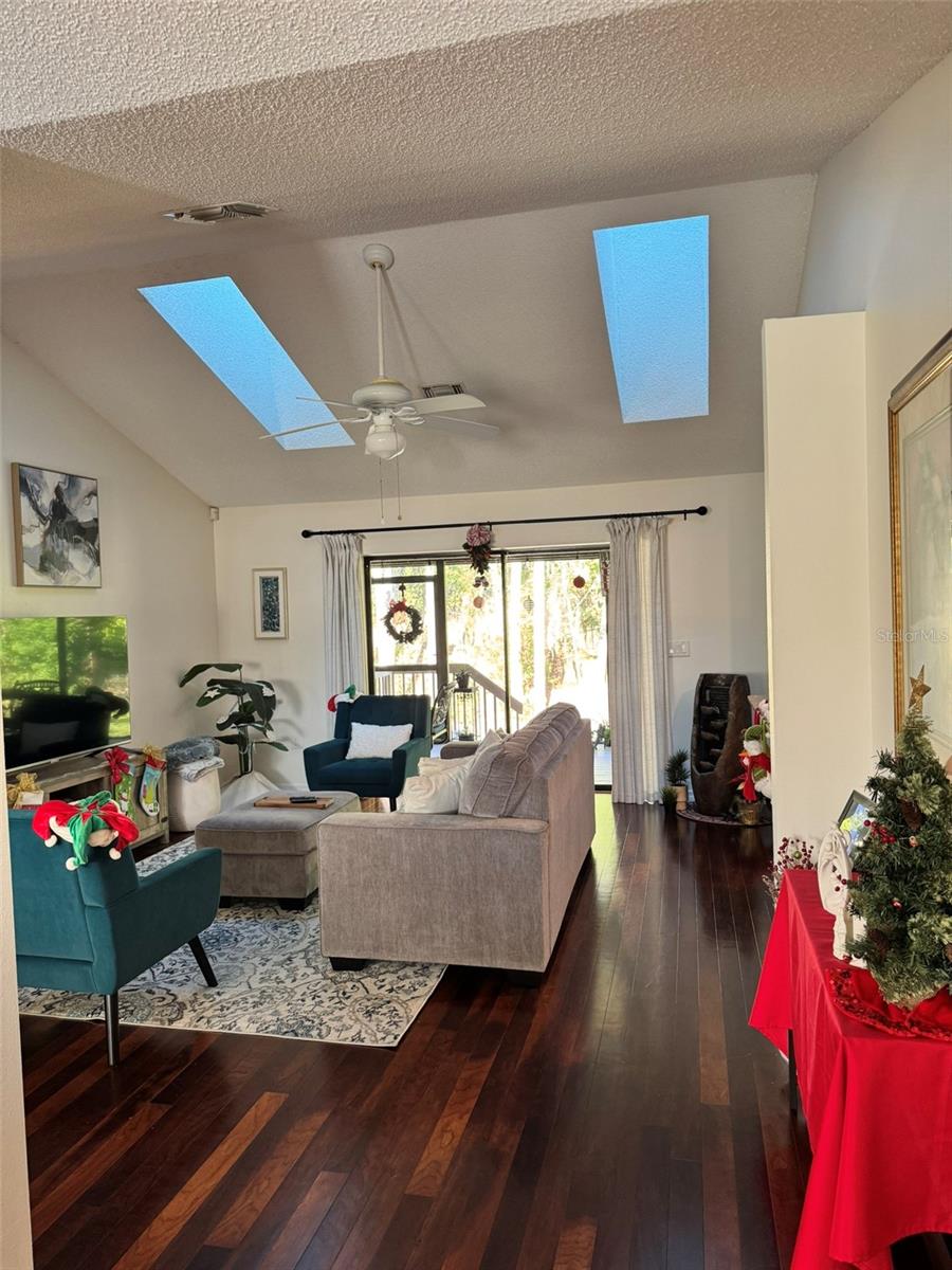 TIMBERLAKES - Residential Lease