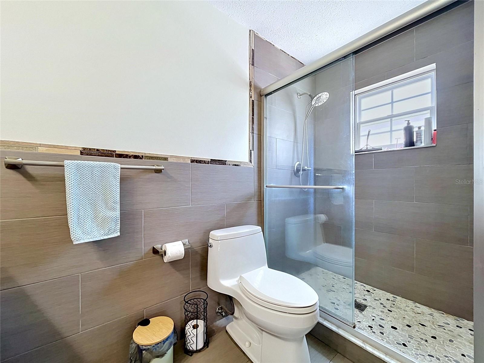 RIDGEWOOD GROVES - Residential