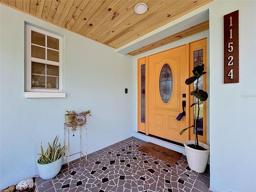 Photo of 11524 70th Terrace, Seminole, FL 33772 (MLS # TB8507302)