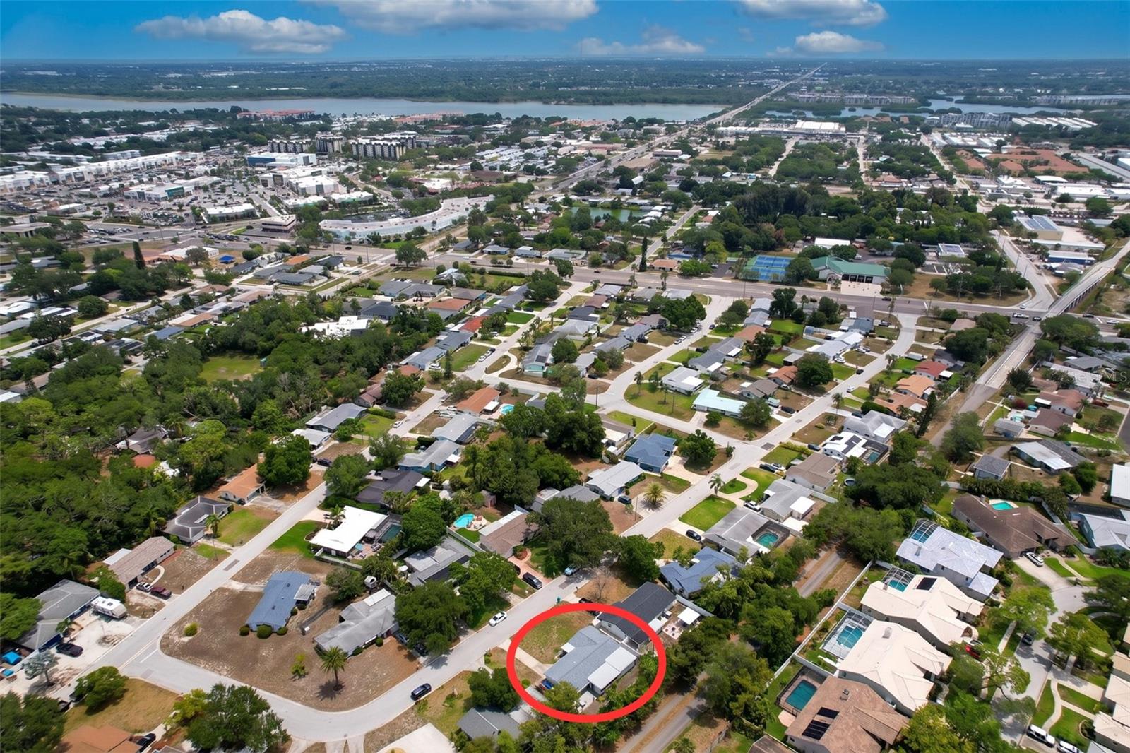 RIDGEWOOD GROVES - Residential