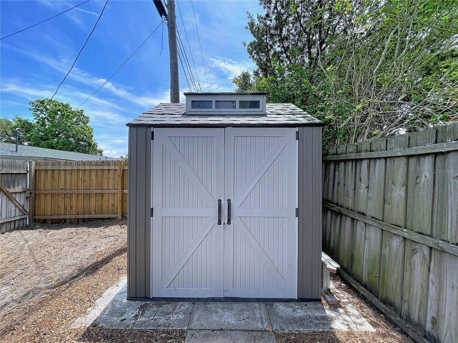 RIDGEWOOD GROVES - Residential