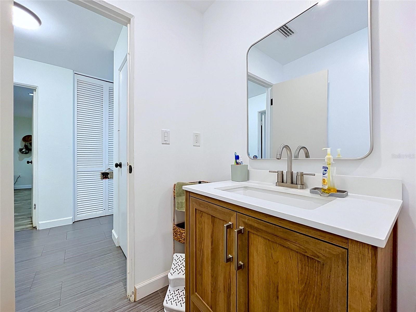 RIDGEWOOD GROVES - Residential