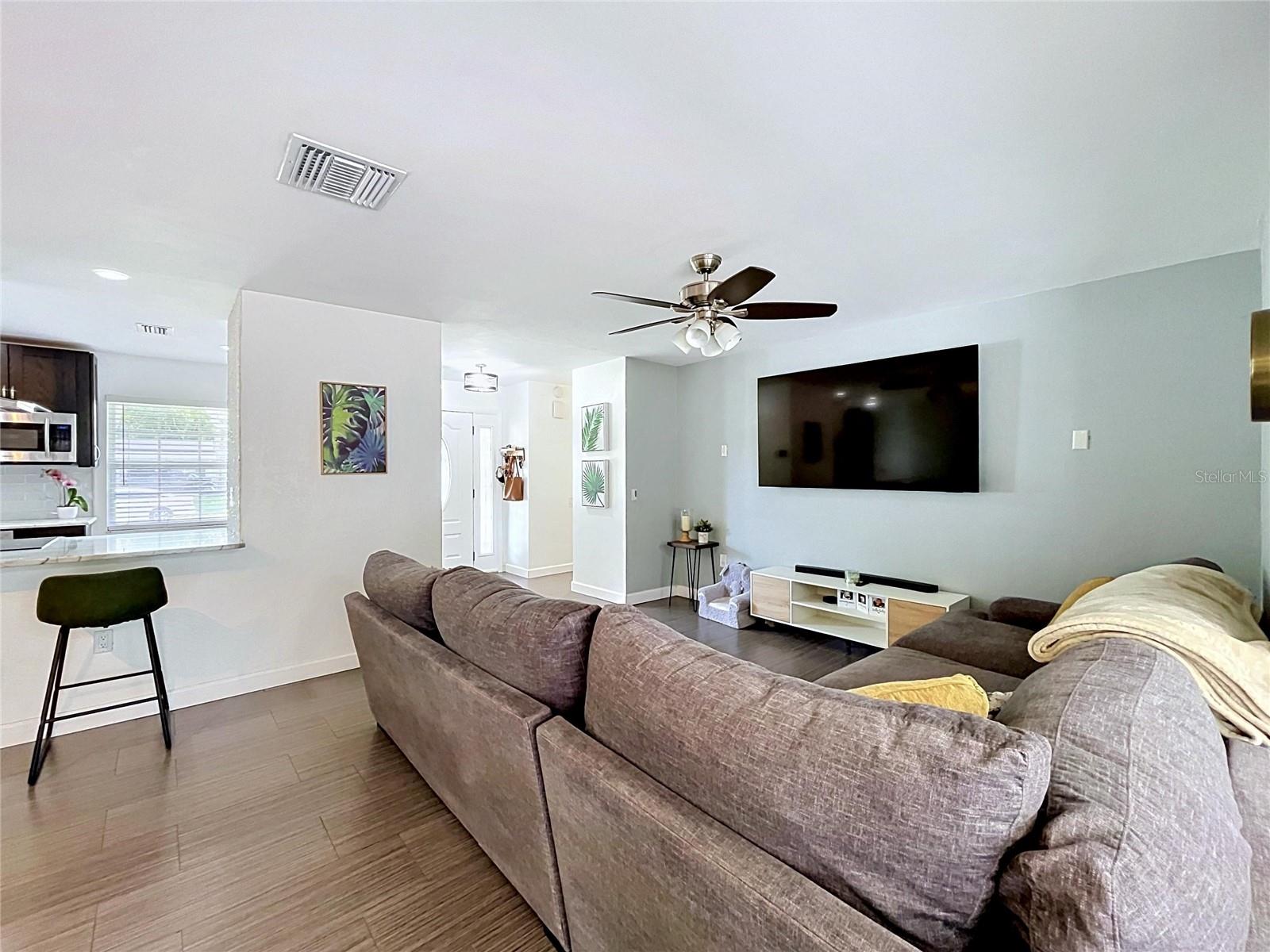 RIDGEWOOD GROVES - Residential