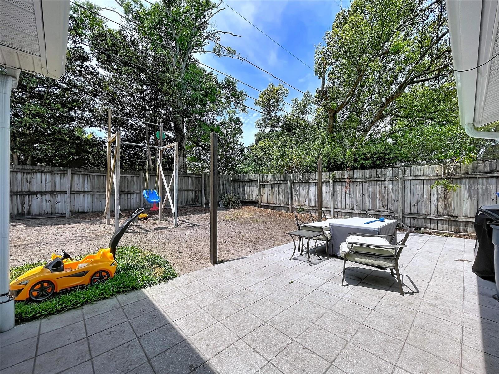 RIDGEWOOD GROVES - Residential