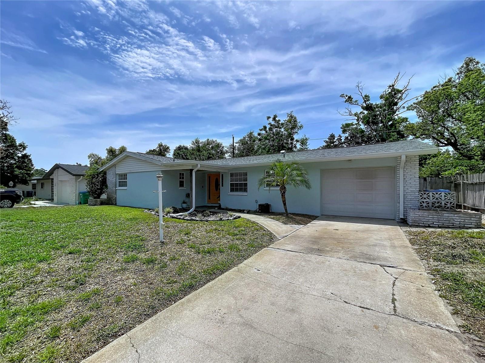RIDGEWOOD GROVES - Residential