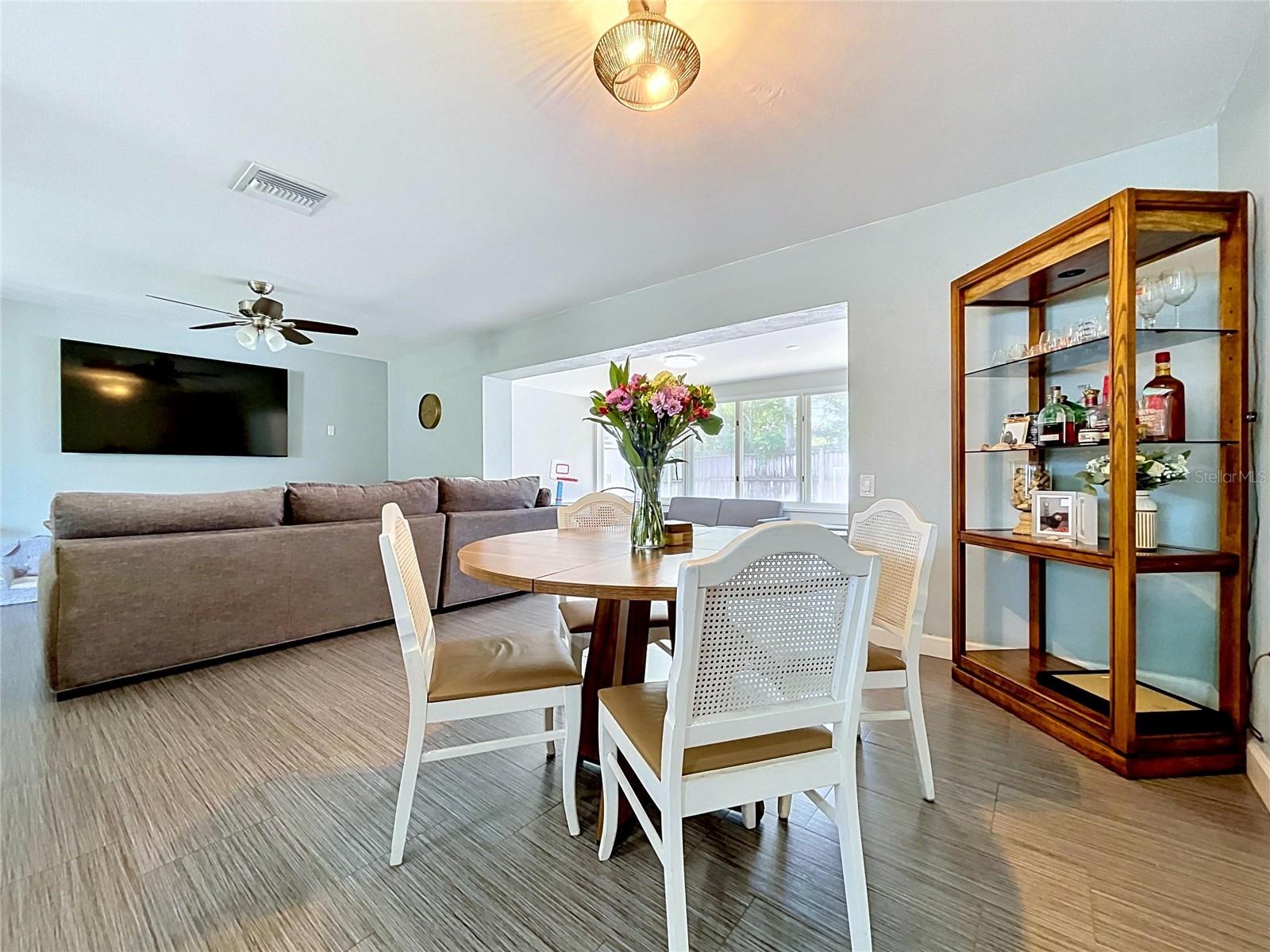 RIDGEWOOD GROVES - Residential