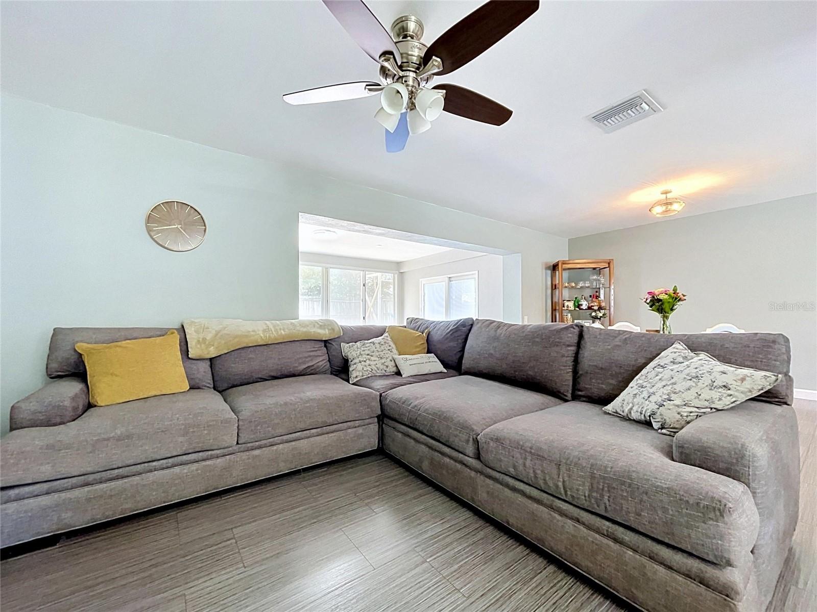 RIDGEWOOD GROVES - Residential