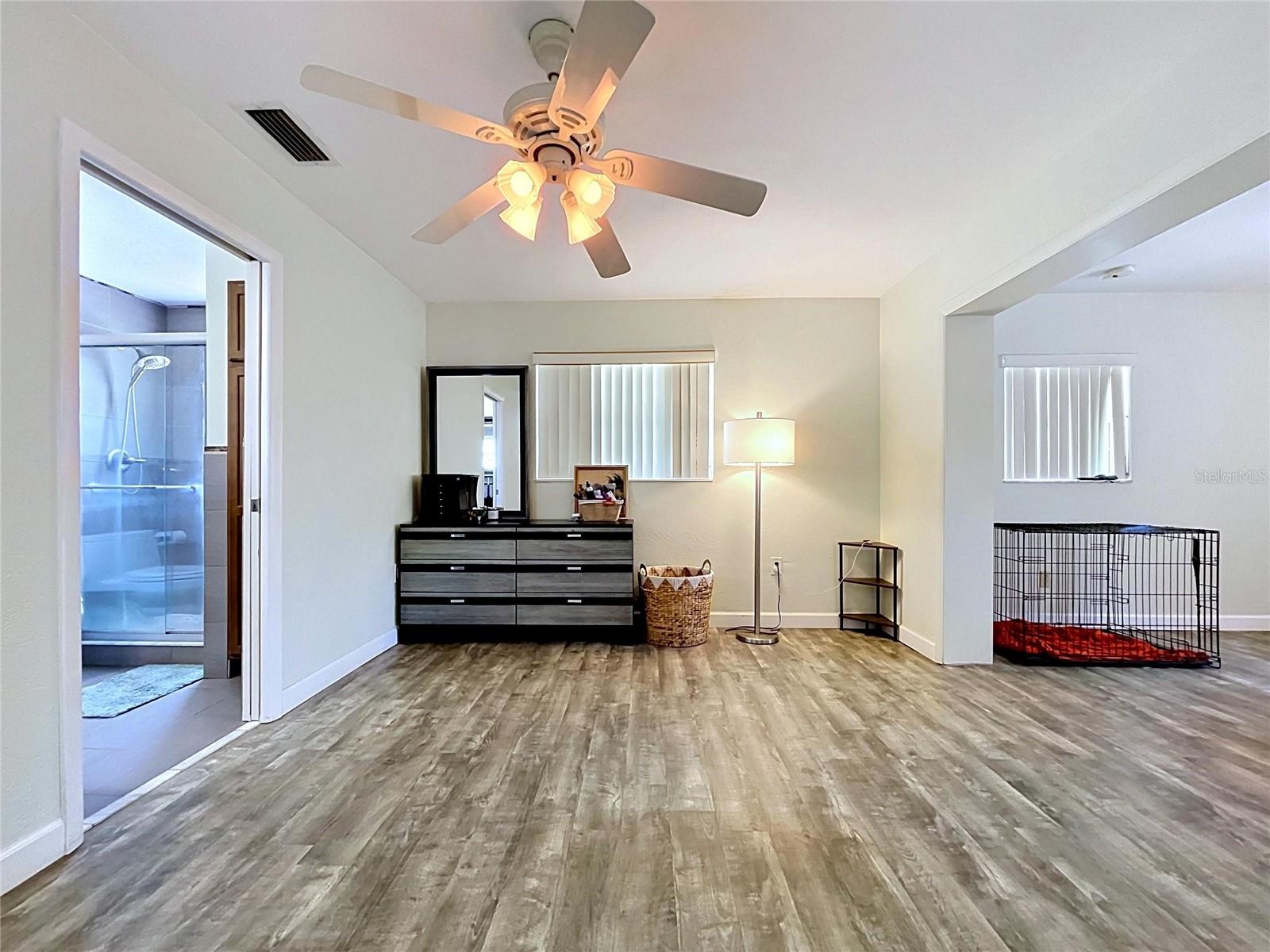 RIDGEWOOD GROVES - Residential