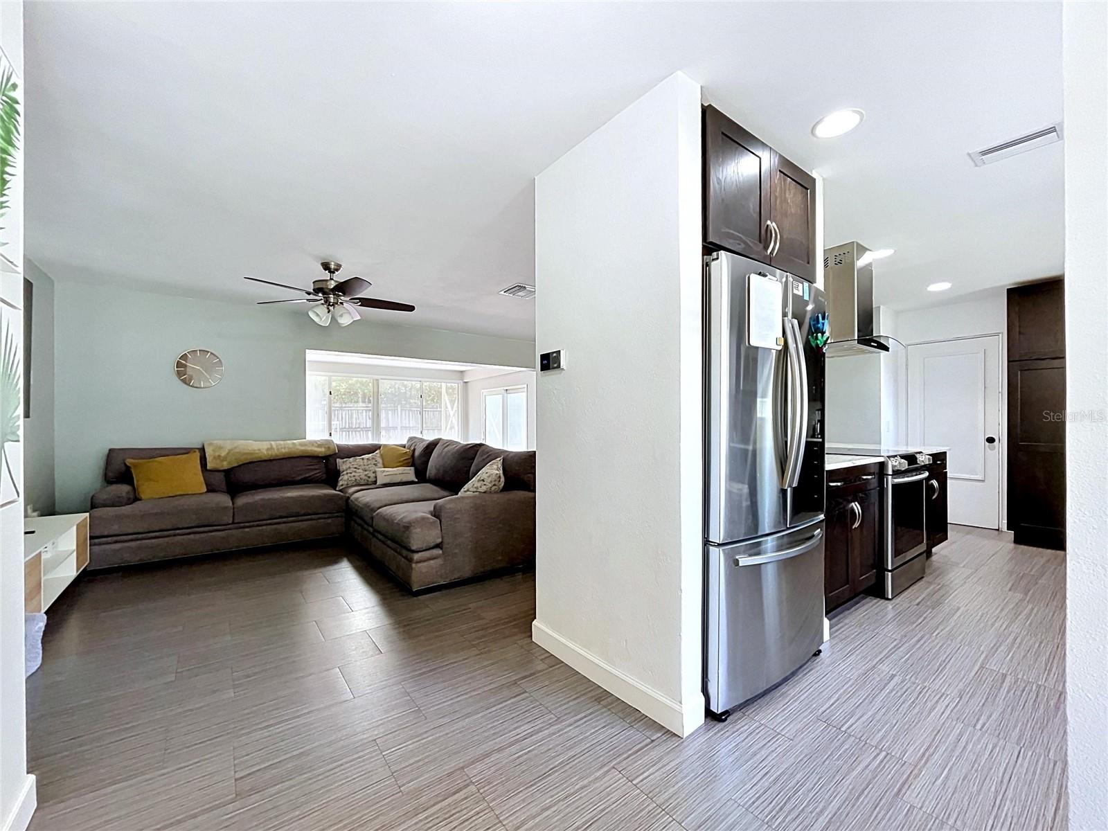 RIDGEWOOD GROVES - Residential