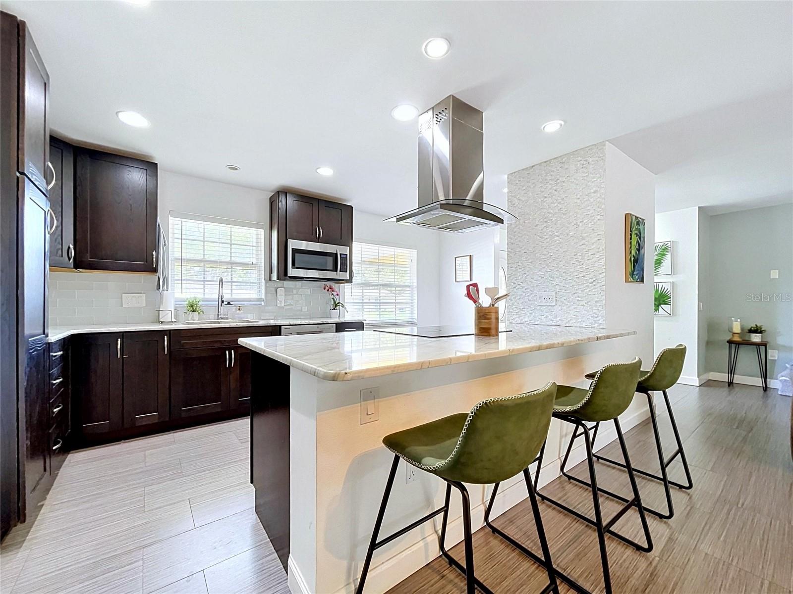 RIDGEWOOD GROVES - Residential