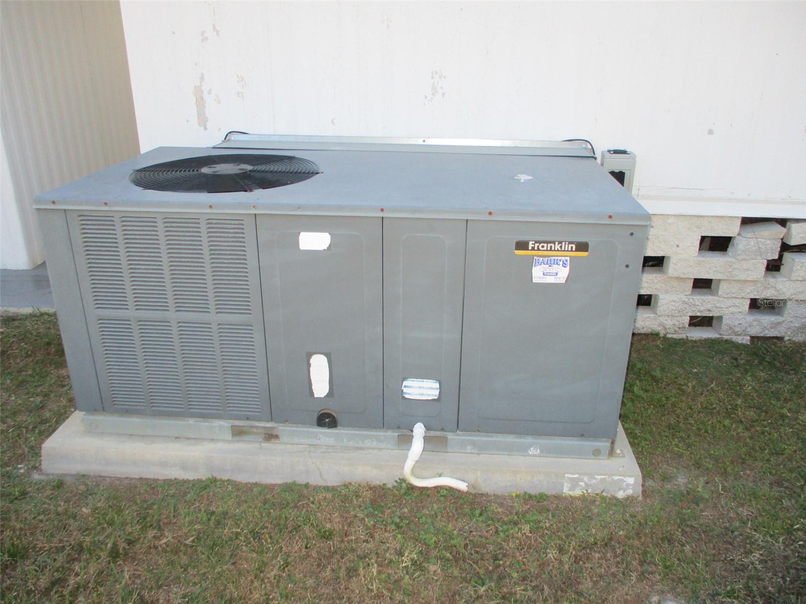 SHADY OAKS MOBILE MODULAR ESTATES - Residential