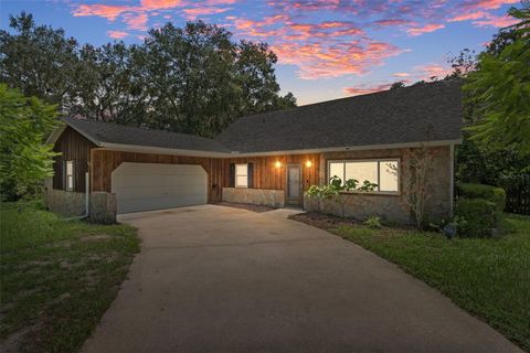212 S FERNDALE TERRACE INVERNESS FL 34450