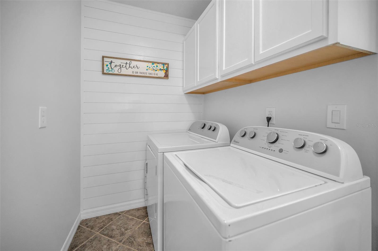 HILLSIDE UNIT 07 - Residential