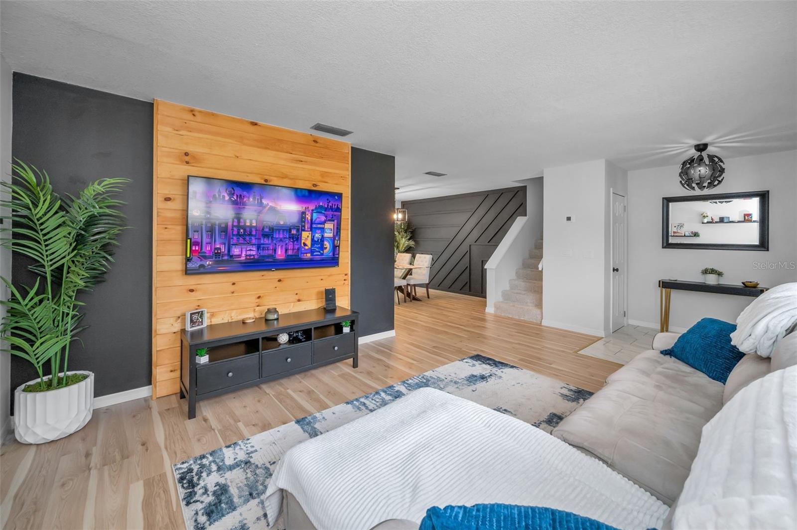 HILLSIDE UNIT 07 - Residential