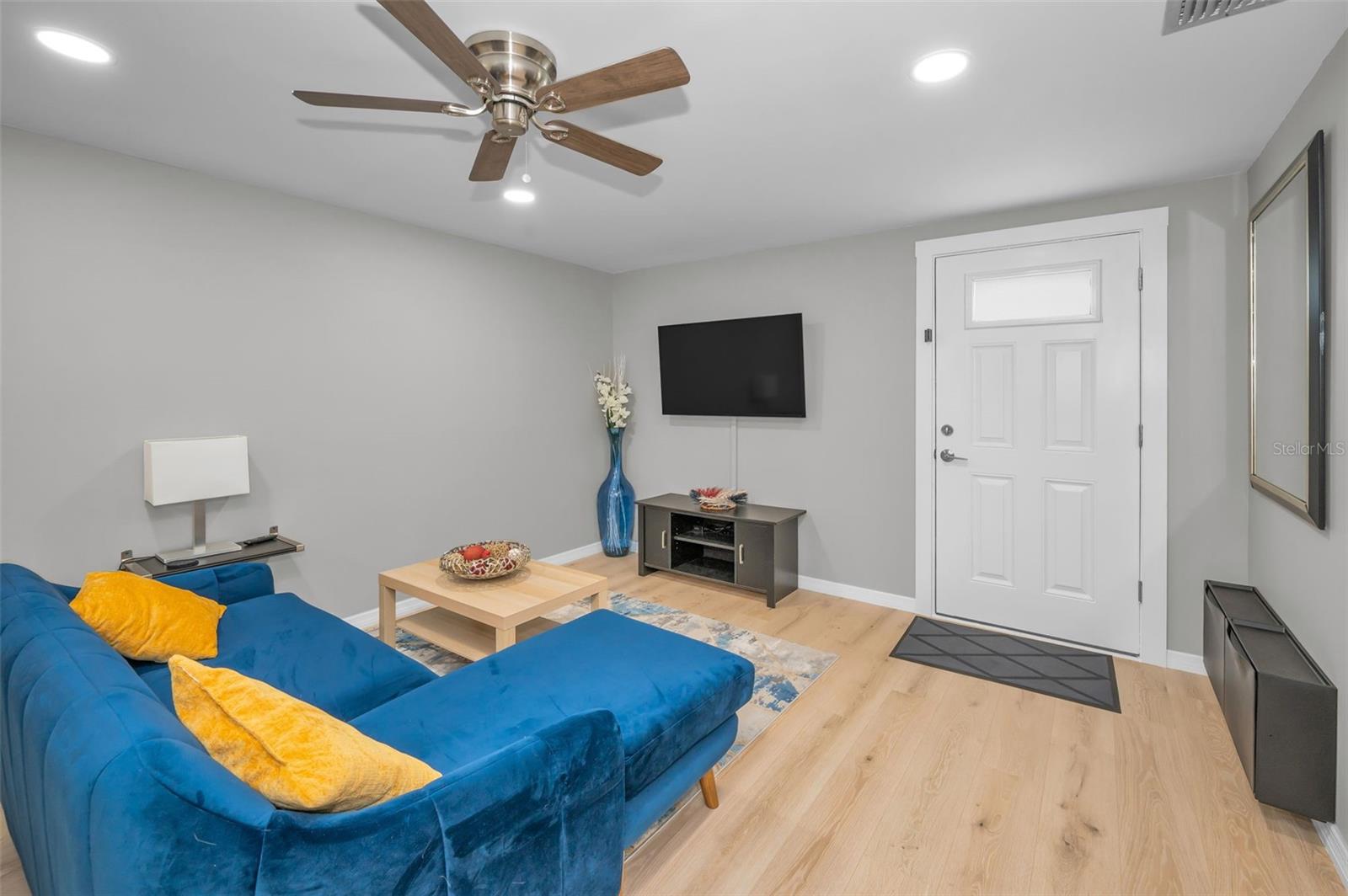 HILLSIDE UNIT 07 - Residential