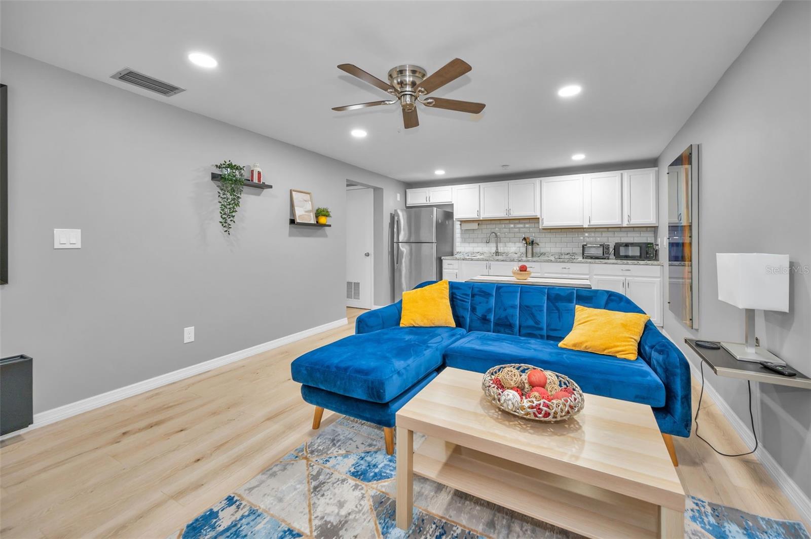 HILLSIDE UNIT 07 - Residential