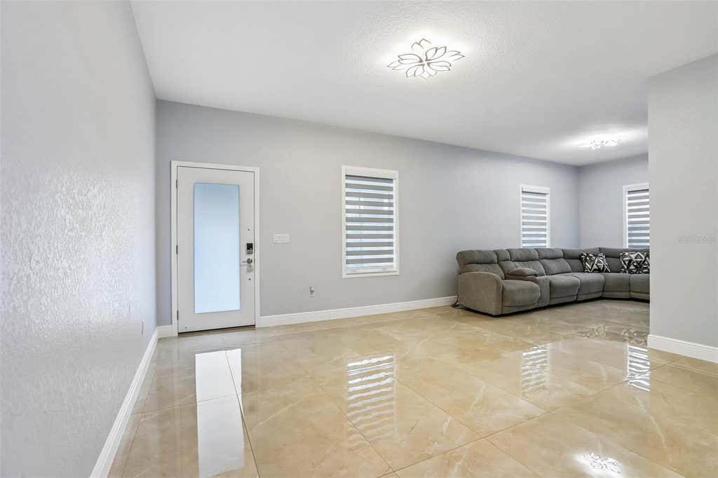 Photo of 2703 Auburn Avenue W, Tampa, FL 33614 (MLS # TB8533950)