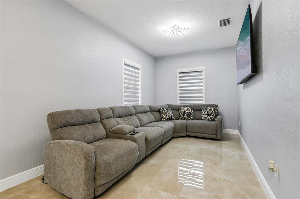 Photo of 2703 Auburn Avenue W, Tampa, FL 33614 (MLS # TB8533950)