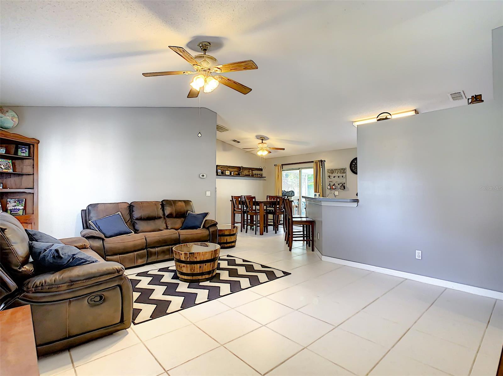 Florida Shores 01 - Residential