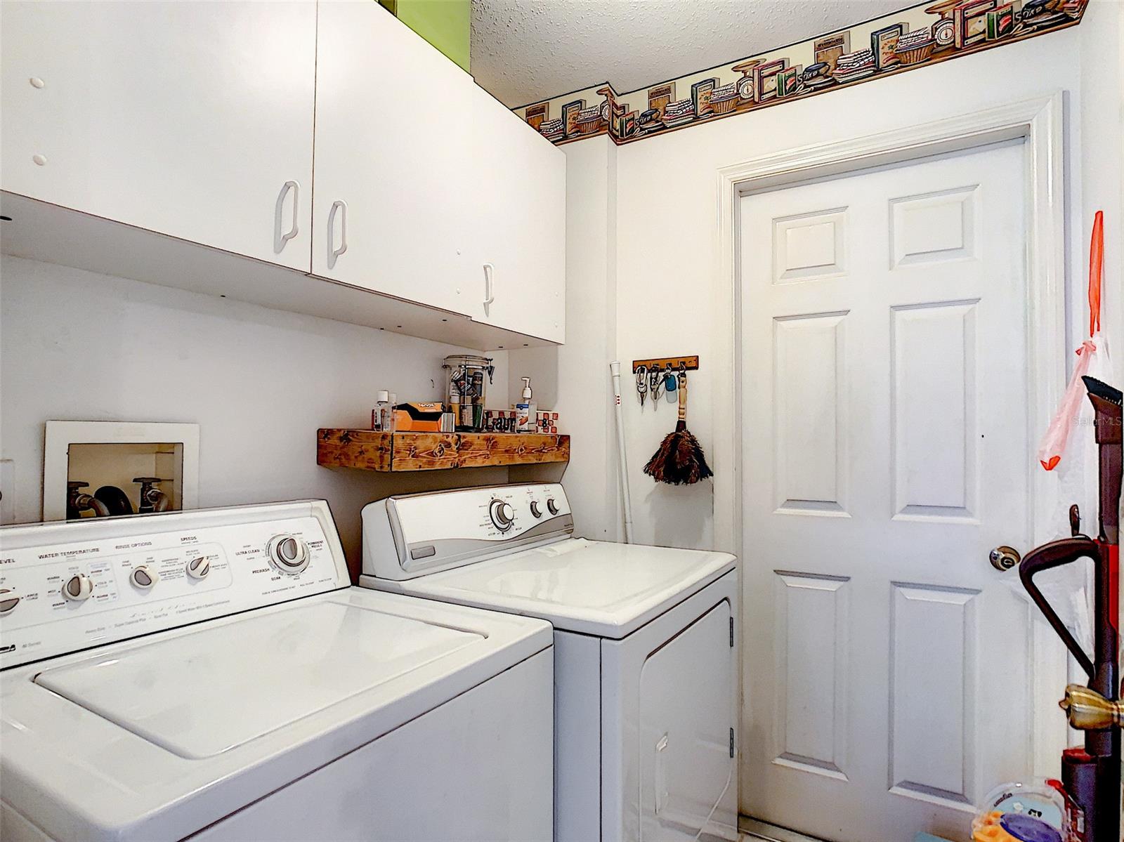 Florida Shores 01 - Residential