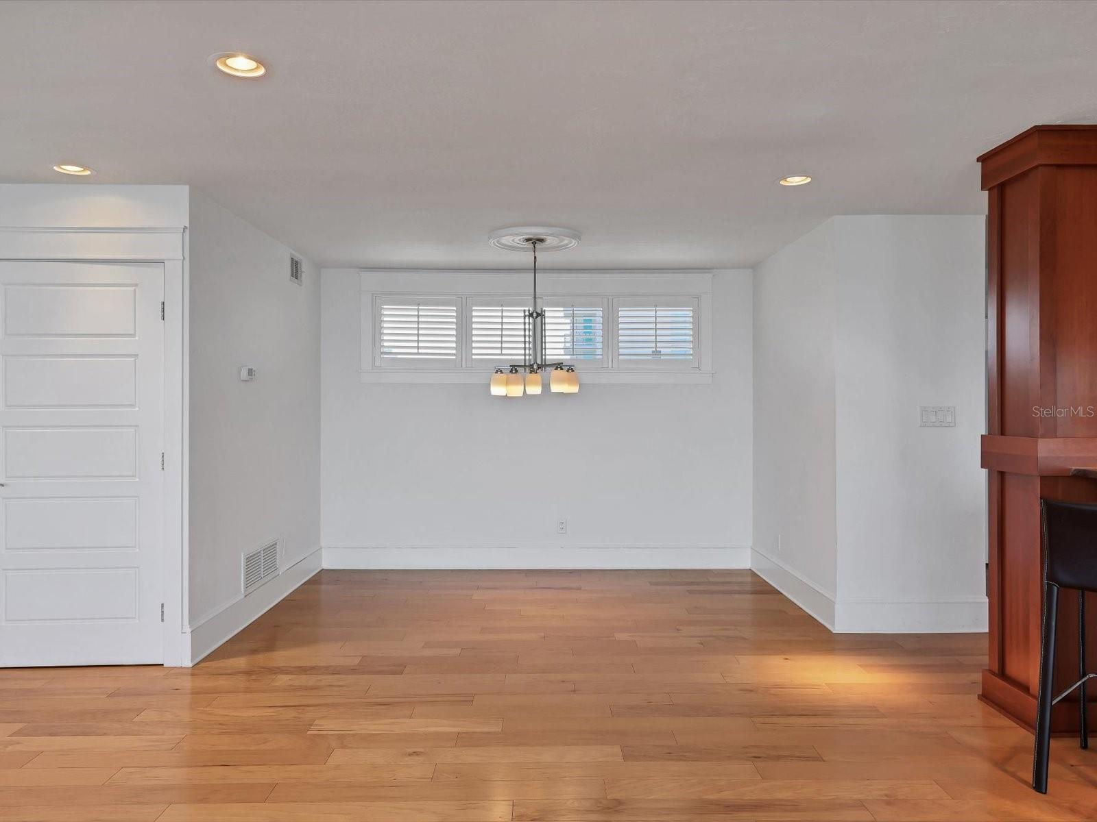 HARBOR HOUSE WEST - Residential Lease