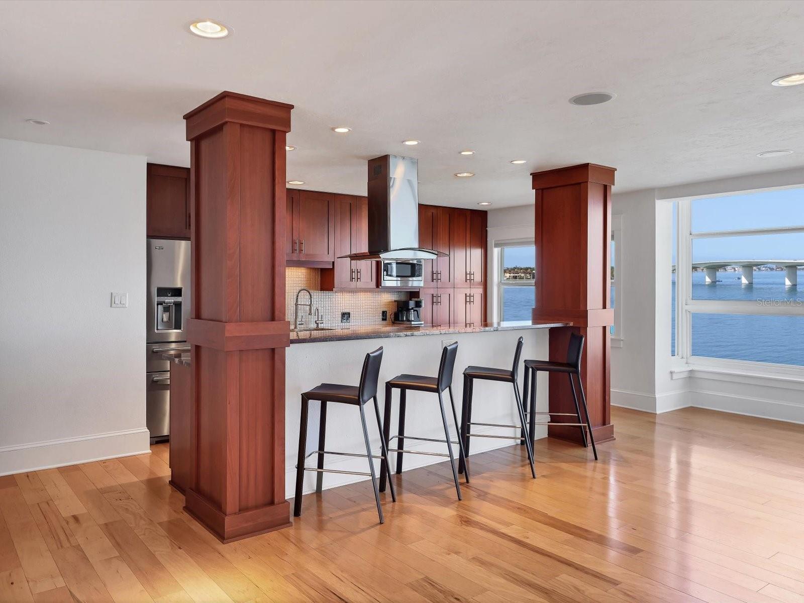 HARBOR HOUSE WEST - Residential Lease