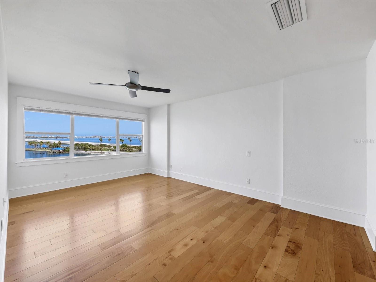 HARBOR HOUSE WEST - Residential Lease