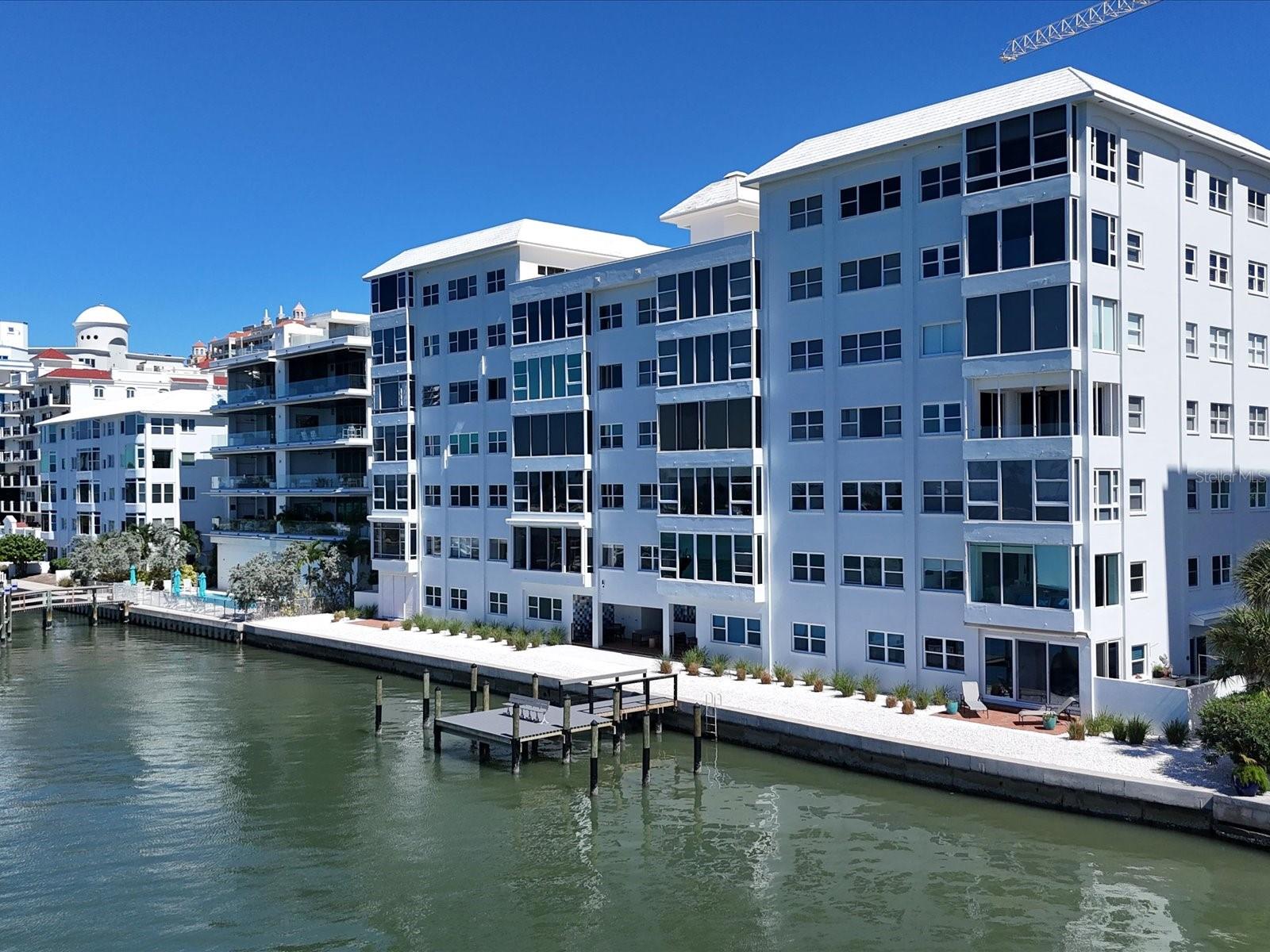HARBOR HOUSE WEST - Residential Lease