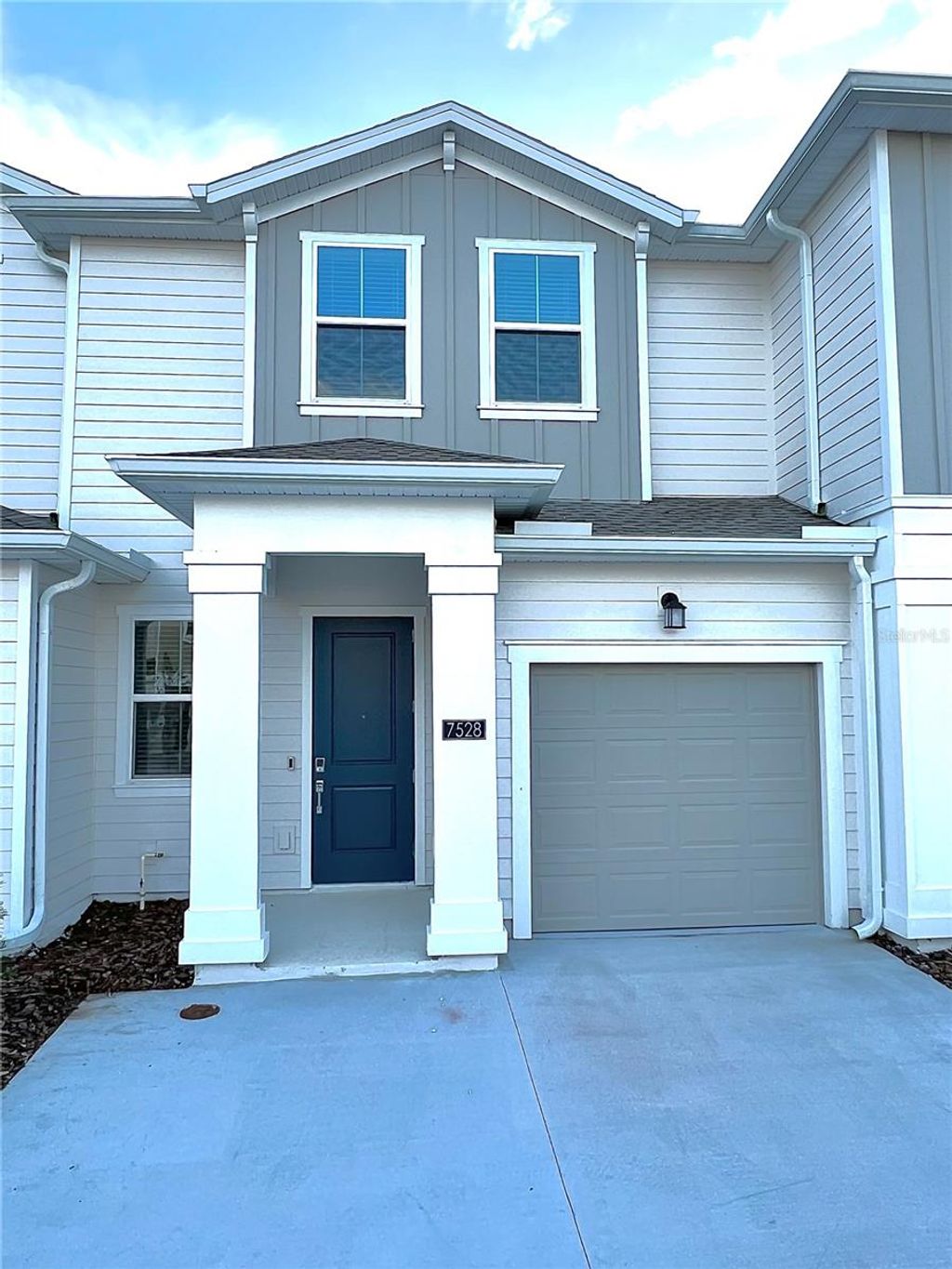 Photo of 7528 Stone Creek Trail, Kissimmee, FL 34747 (MLS # O6380269)