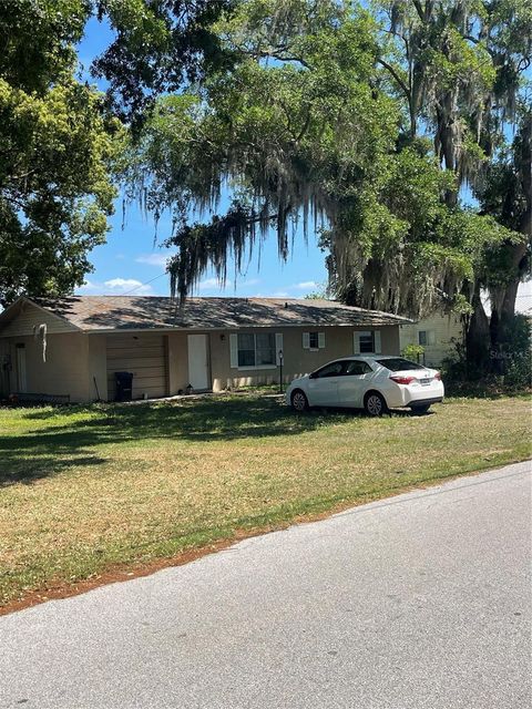 Photo of 10955 SE Timucuan Road, Summerfield, FL 34491 (MLS # OM698791)