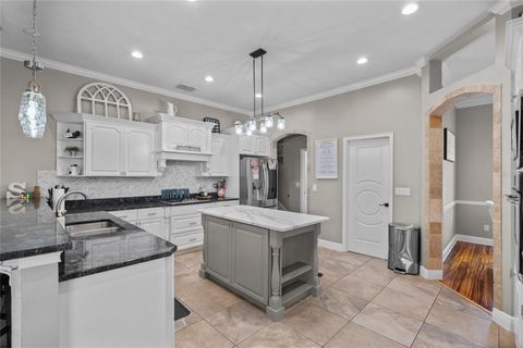 Tiny photo for 4731 SE 34th Street, Ocala, FL 34480 (MLS # OM703679)