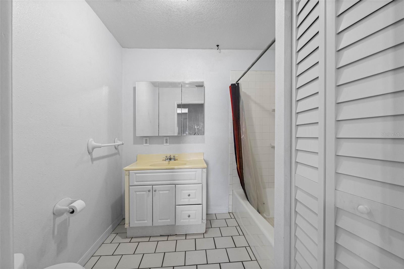 PALM HARBOR ESTATES - Residential