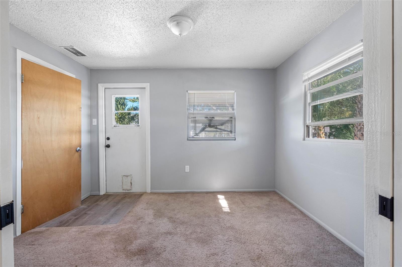 PALM HARBOR ESTATES - Residential