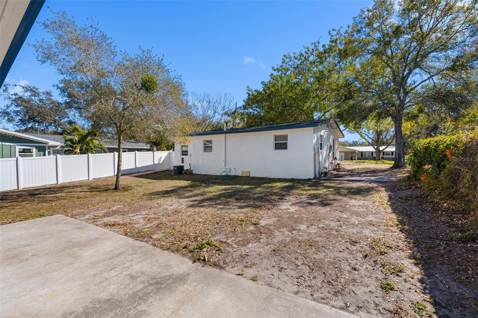 PALM HARBOR ESTATES - Residential