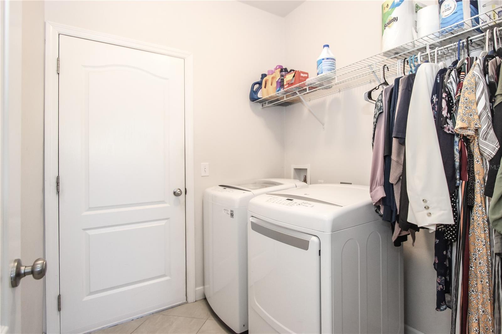 NEWBERRY OAKS - Residential