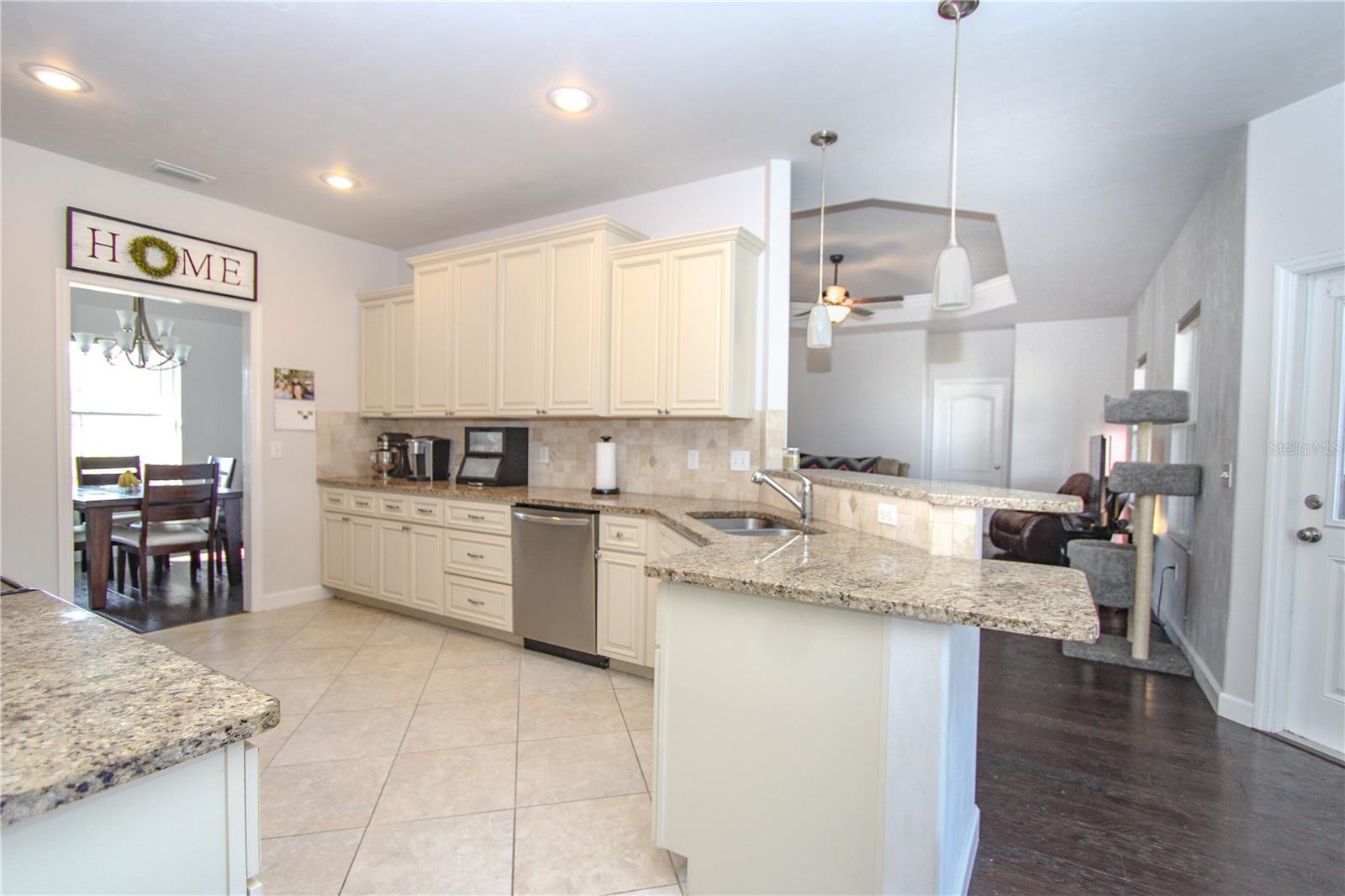 NEWBERRY OAKS - Residential