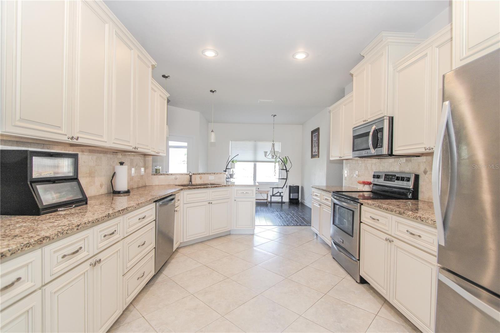 NEWBERRY OAKS - Residential