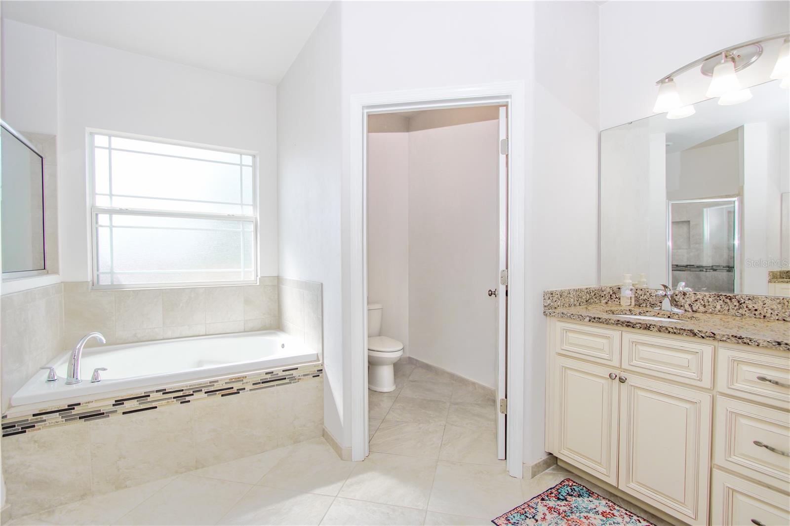 NEWBERRY OAKS - Residential