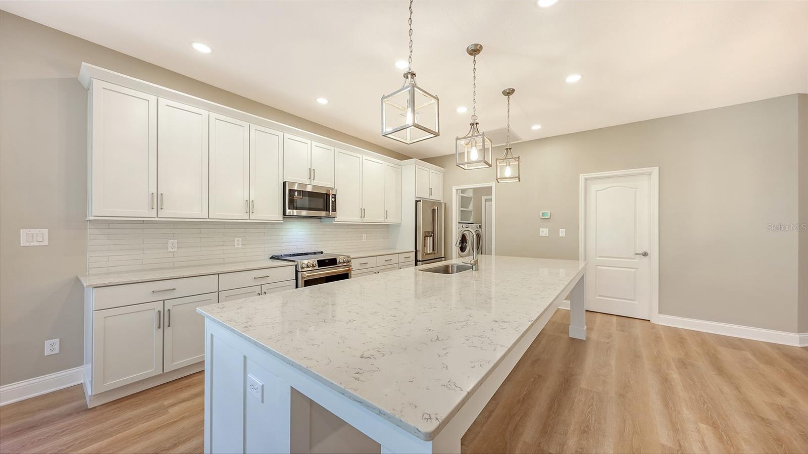 EDGEWATER VILLAGE SUBPHASE A - Residential