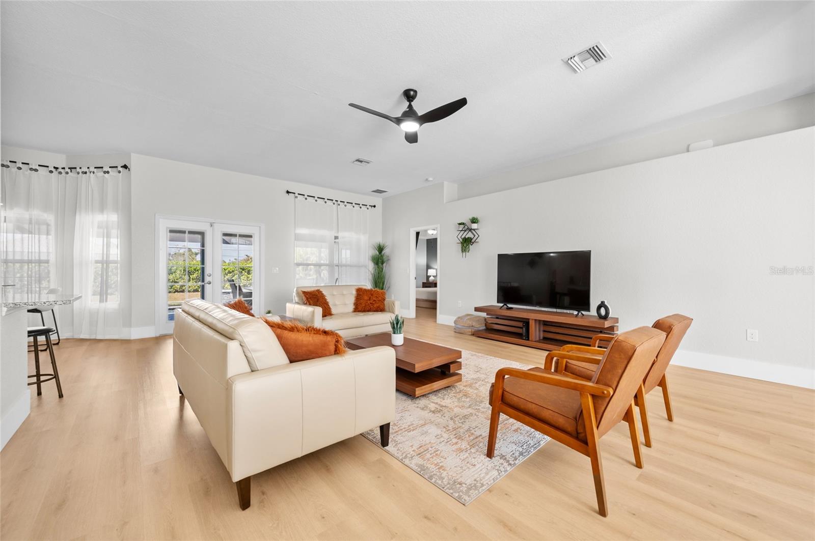 ROTONDA WEST WHITE MARSH - Residential