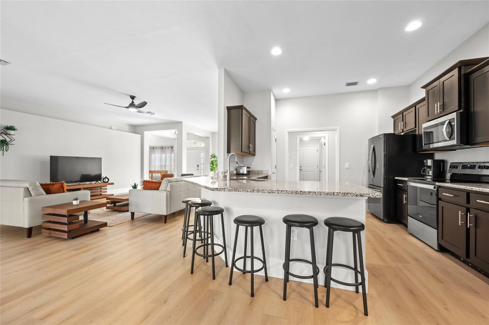 ROTONDA WEST WHITE MARSH - Residential