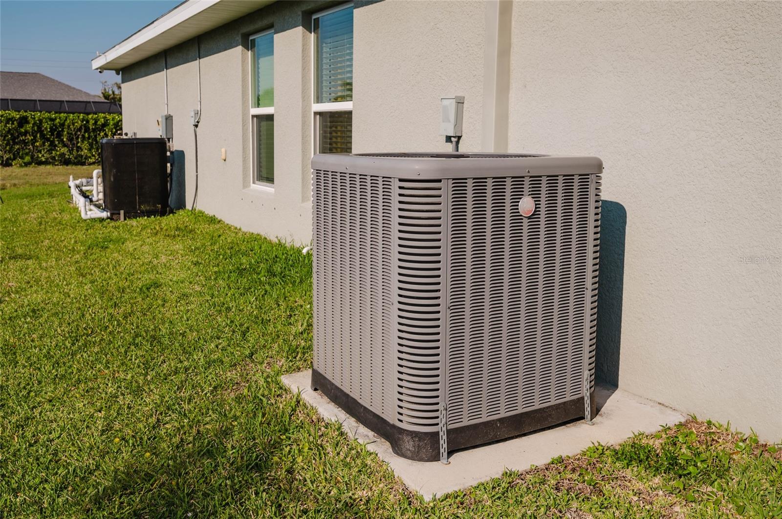 ROTONDA WEST WHITE MARSH - Residential