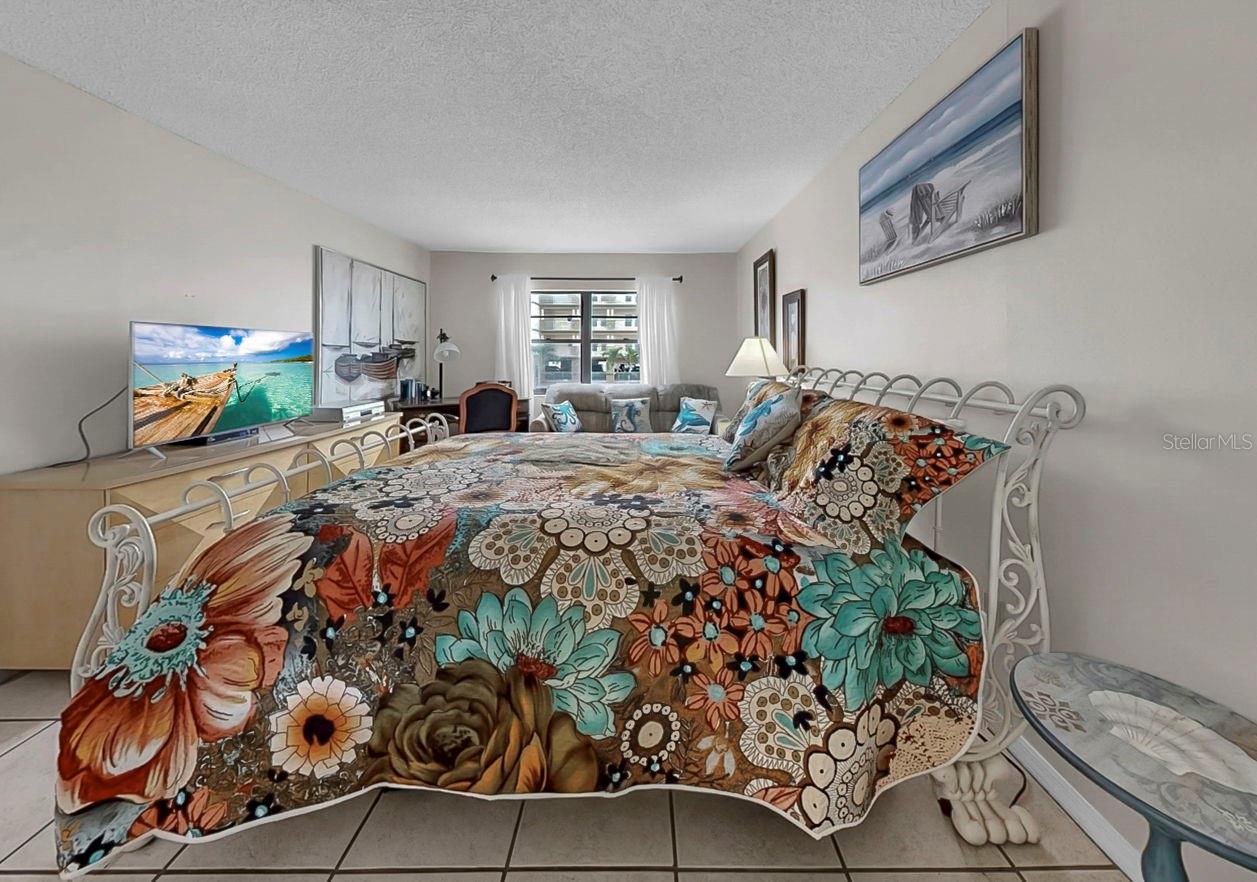 MADEIRA PLACE CONDO - Residential
